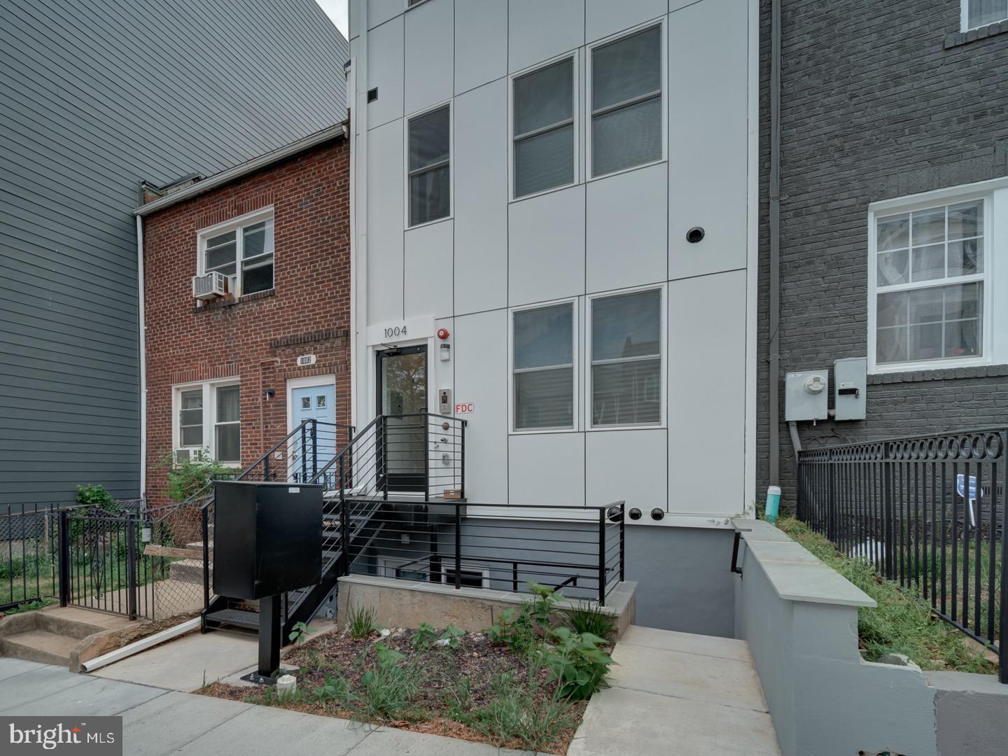 1004 18th Street Northeast, Unit 2 Washington, DC 20002 - Photo 2 of 27