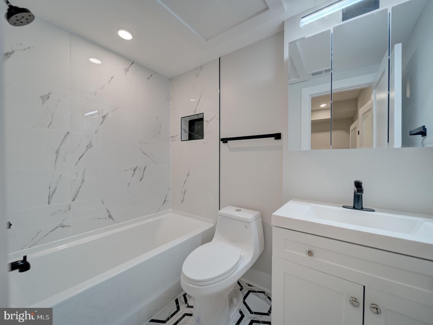 1004 18th Street Northeast, Unit 2 Washington, DC 20002 - Photo 21 of 27