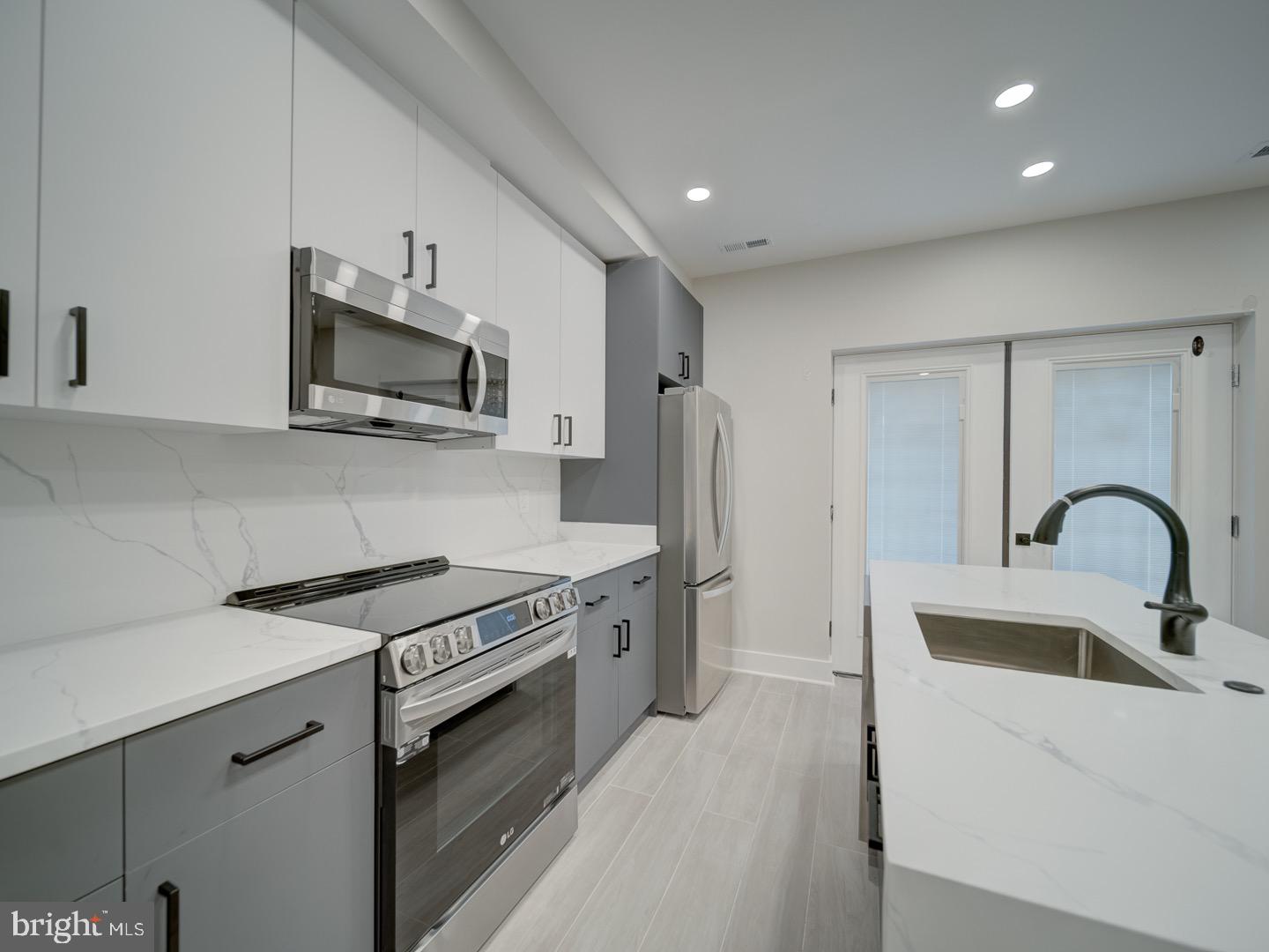 1004 18th Street Northeast, Unit 2 Washington, DC 20002 - Photo 8 of 27