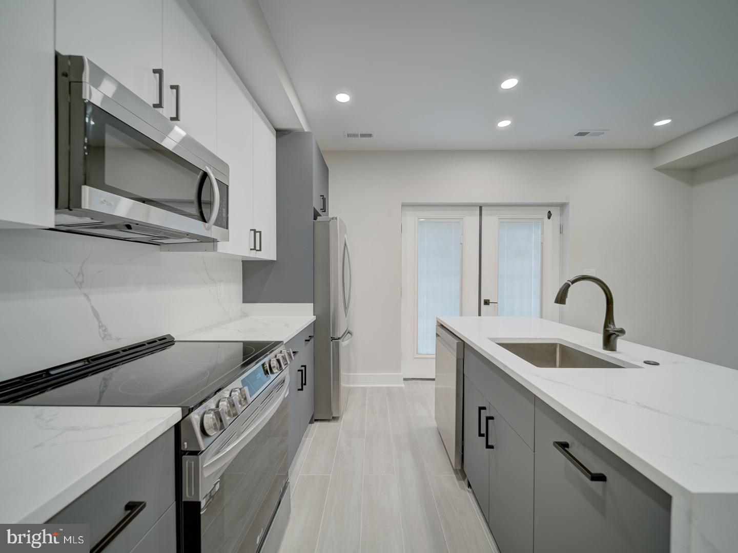 1004 18th Street Northeast, Unit 2 Washington, DC 20002 - Photo 9 of 27