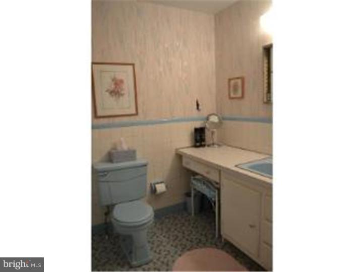 3897 James Road Huntingdon Valley, PA 19006 - Photo 20 of 23 Bathroom