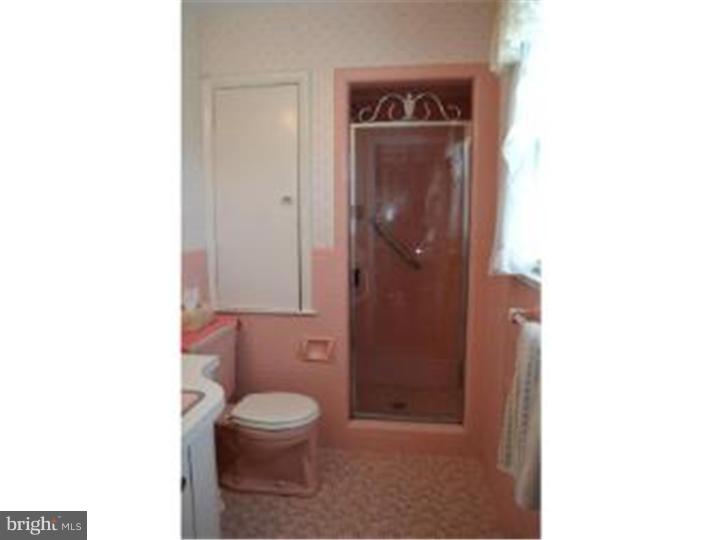 3897 James Road Huntingdon Valley, PA 19006 - Photo 22 of 23 Bathroom