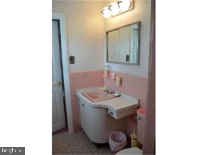 3897 James Road Huntingdon Valley, PA 19006 - Photo 23 of 23 Bathroom