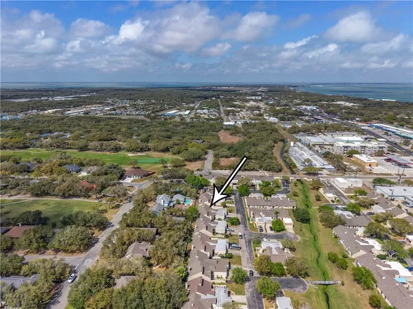 $265,000 | 135 Santa Fe, Rockport, TX 78382