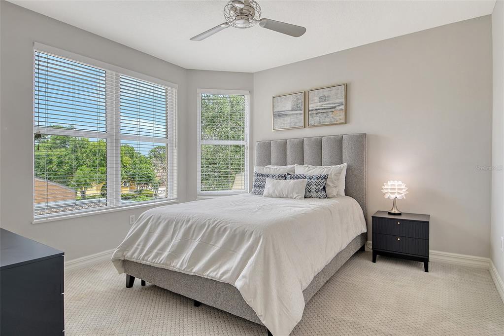 401 North Point Road, Unit 304 Osprey, FL 34229 - Photo 45 of 95
