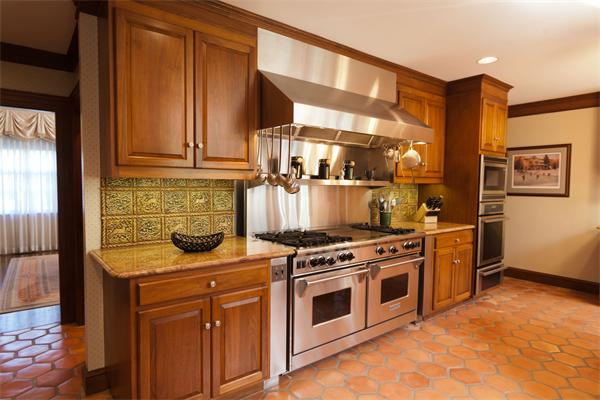 68 Great Meadows Road Concord, MA 01742 - Photo 4 of 30