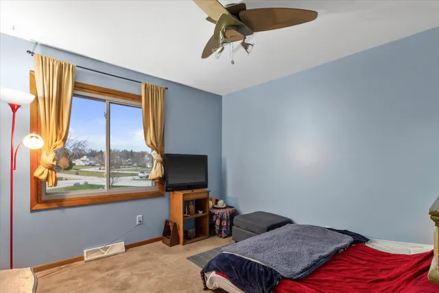 $389,900 | 8005 Thistle Court, Waterford, WI 53185