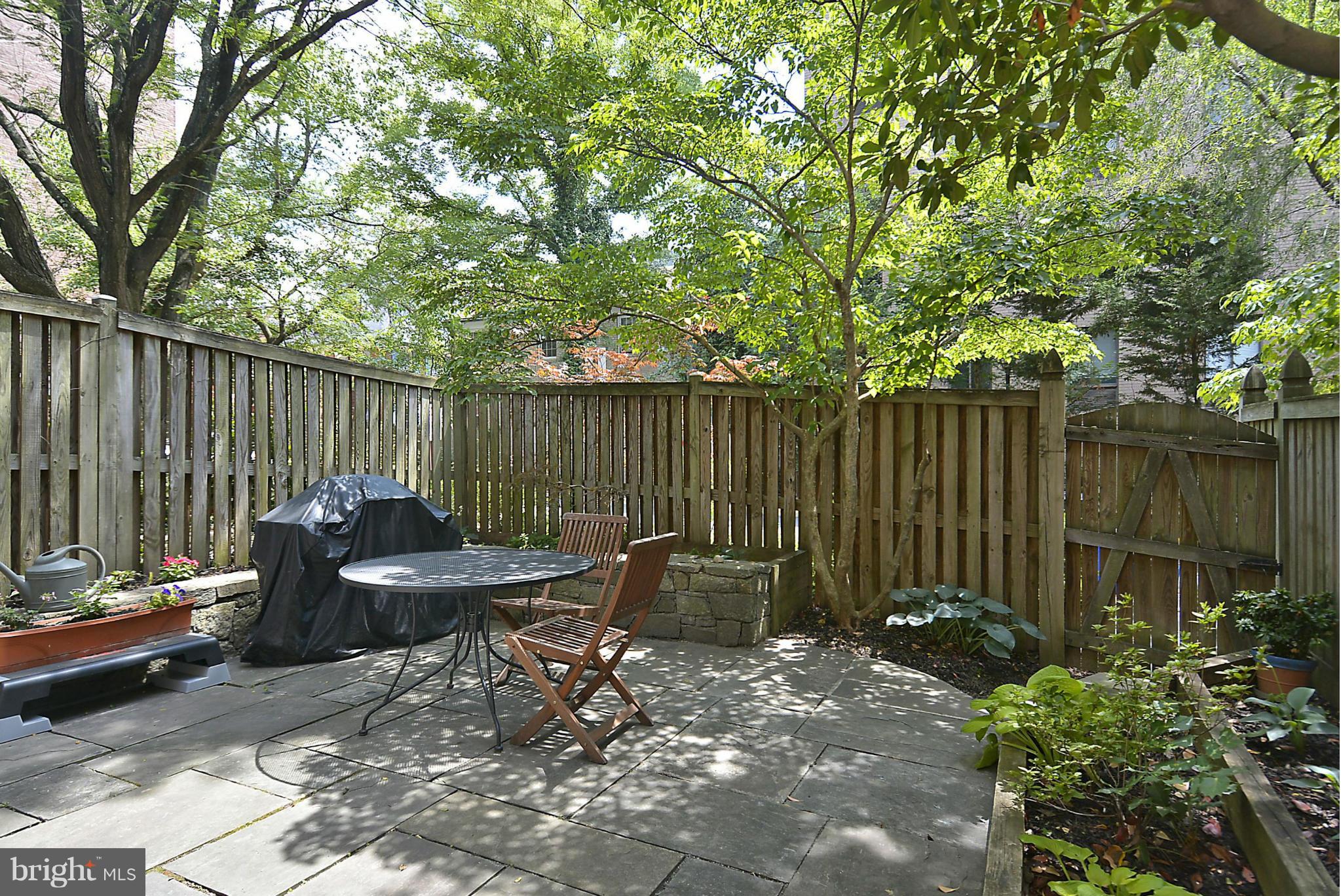 1127 Fairview Court Silver Spring, MD 20910 - Photo 22 of 25 Patio