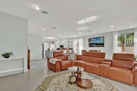 $899,900 | 2063 Cezanne Road, West Palm Beach, FL 33409