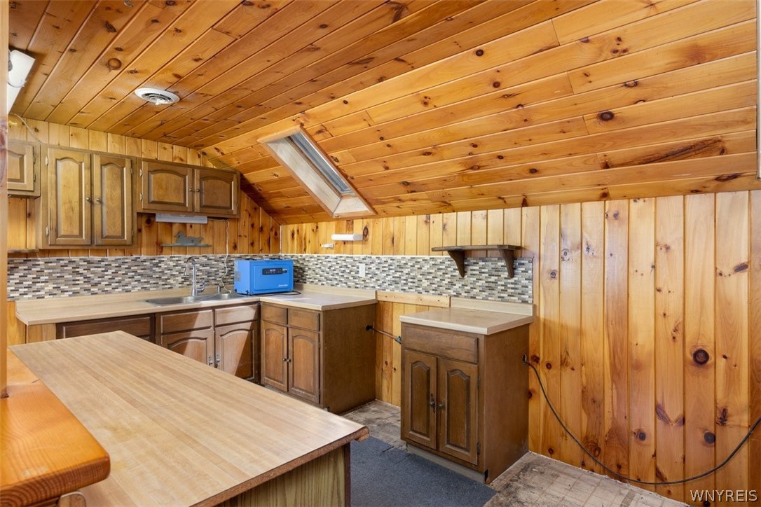 1827 Maxon Road Bennington, NY 14011 - Photo 3 of 26