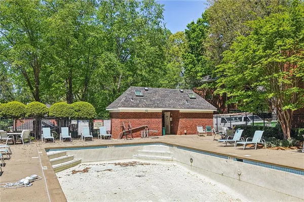 $540,000 | 7155 Roswell Road, Unit 48, Atlanta, GA 30328