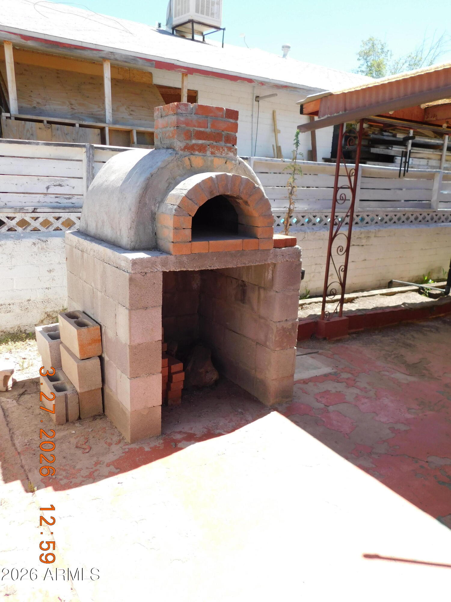 306 Danbury Road Kearny, AZ 85137 - Photo 44 of 65 Built-in Woodfired Oven