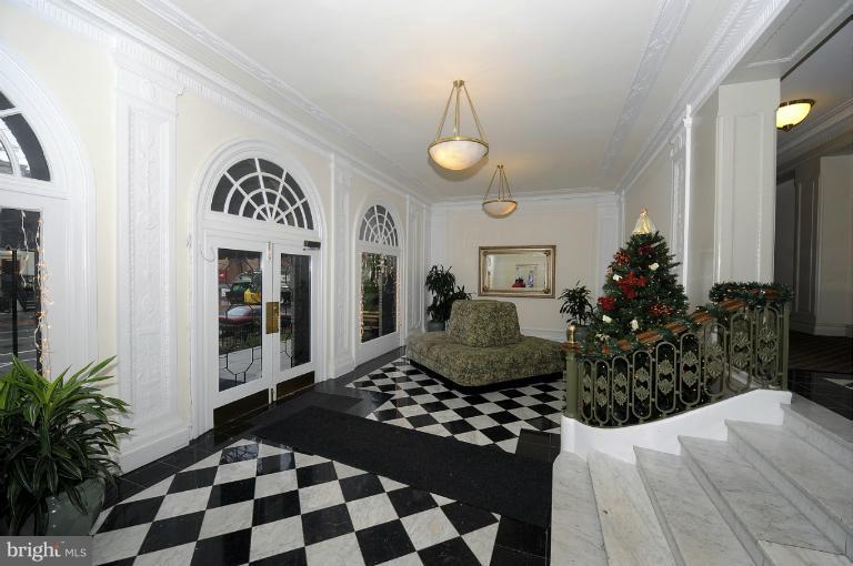 1514 17th Street Northwest, Unit 14 Washington, DC 20036 - Photo 5 of 16