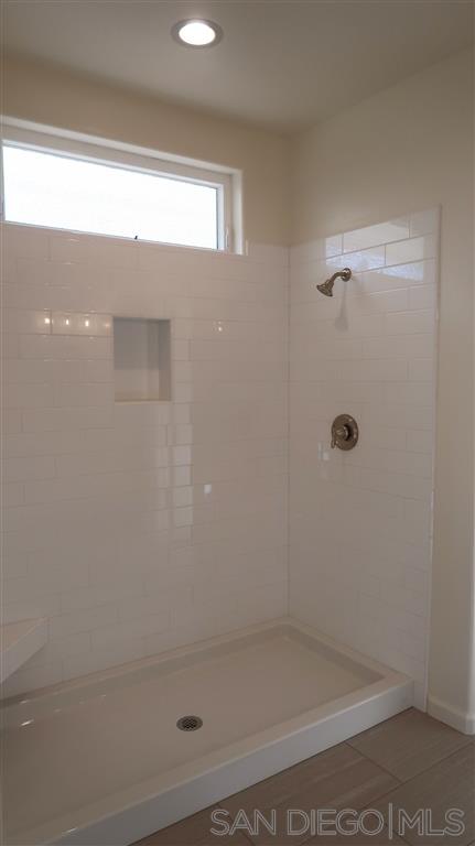 1424 Mountain View Road El Cajon, CA 92021 - Photo 11 of 17 Subway tile in master bath shower