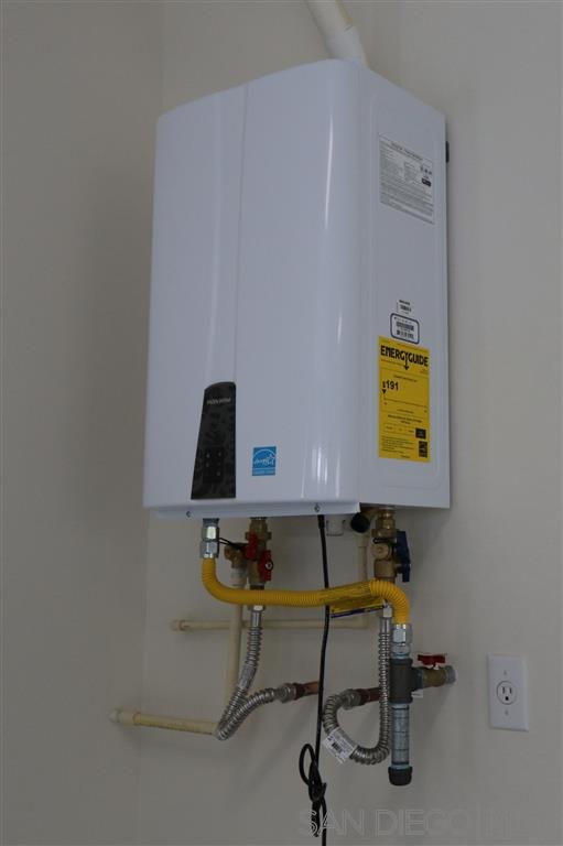 1424 Mountain View Road El Cajon, CA 92021 - Photo 14 of 17 Tankless hot water heater