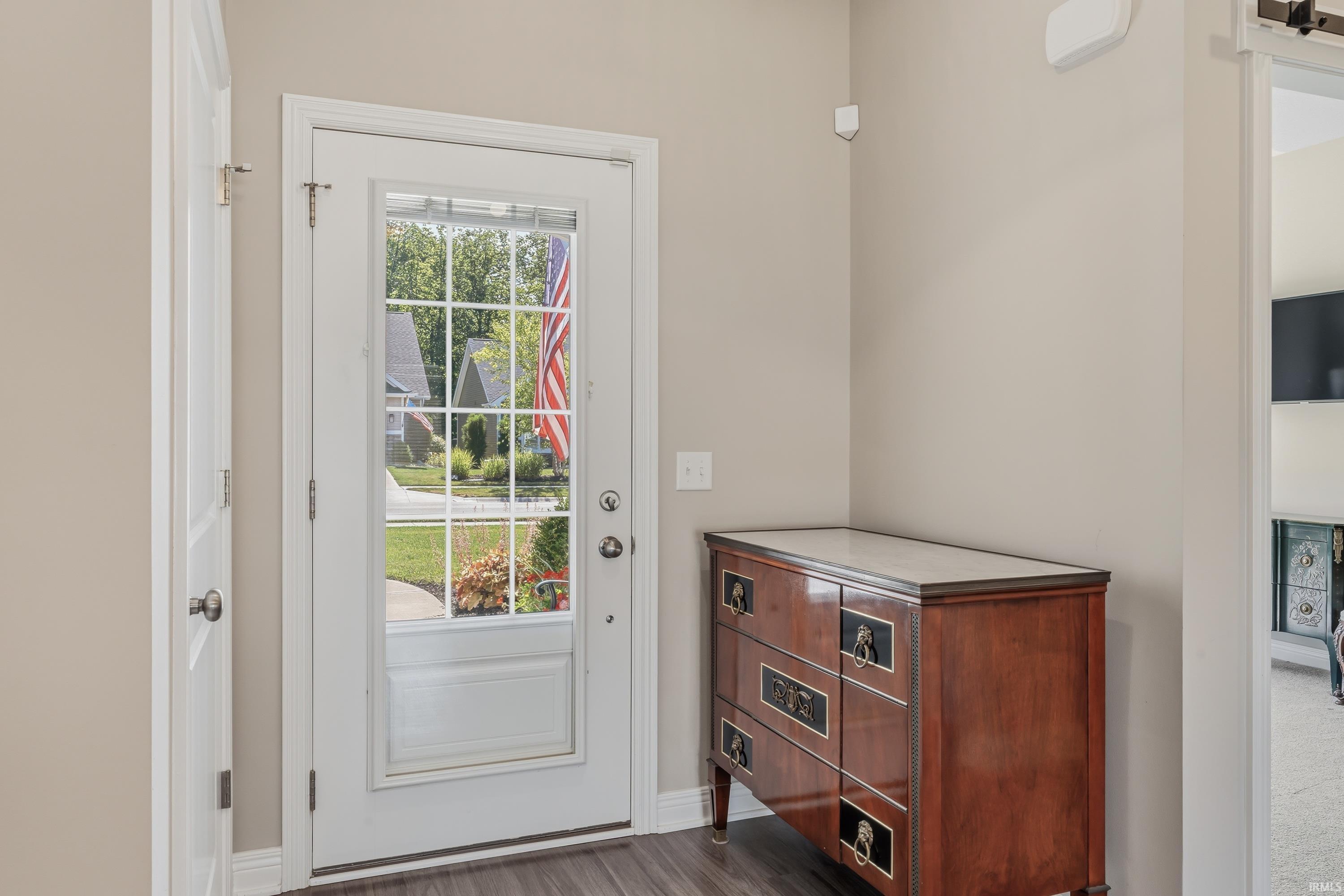 9807 Oak Trail Road Fort Wayne, IN 46825 - Photo 8 of 37
