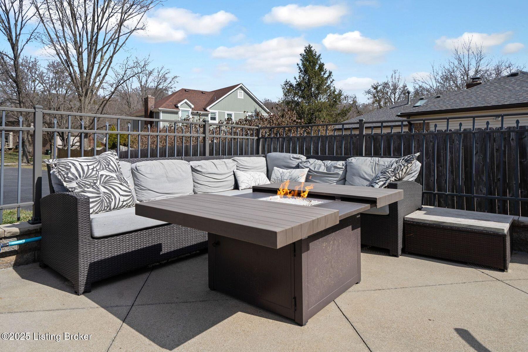 6910 Timber Ridge Court Prospect, KY 40059 - Photo 55 of 63 photo_online_066