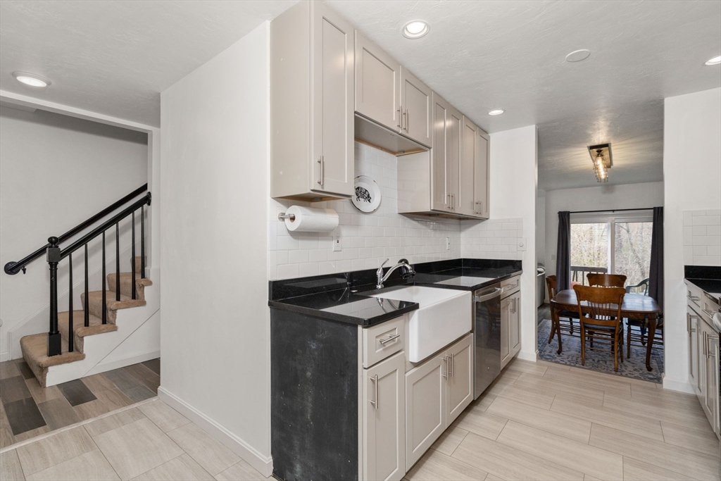 23 Highfield Road, Unit C Charlton, MA 01507 - Photo 8 of 30