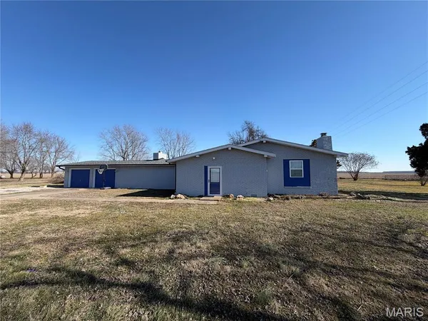 $229,500 | 4196 Highway 142, Poplar Bluff, MO 63901