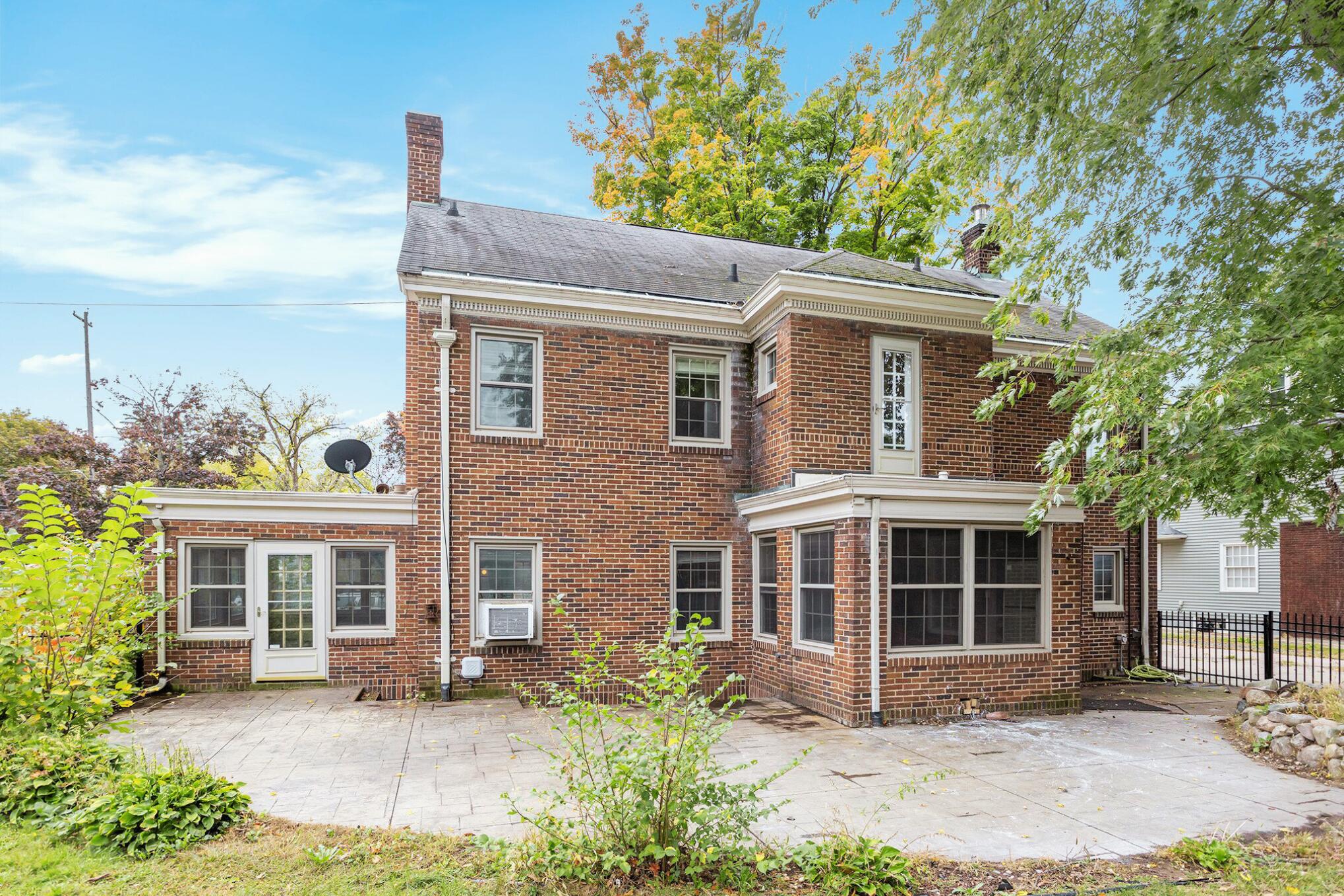 91 Sherman Road Battle Creek, MI 49017 - Photo 31 of 38 Sherman Back 1