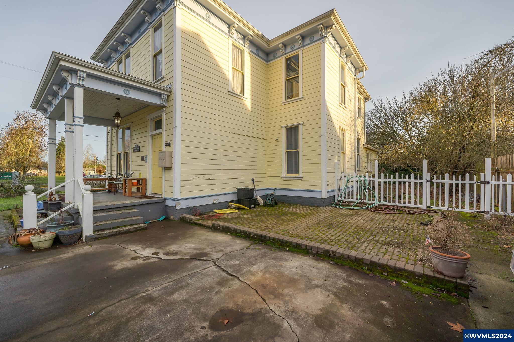 338 6th Avenue Southwest Albany, OR 97321 - Photo 9 of 41