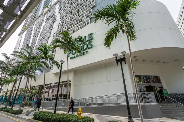 $725,000 | 50 Biscayne Boulevard, Unit 3601, Miami, FL 33132