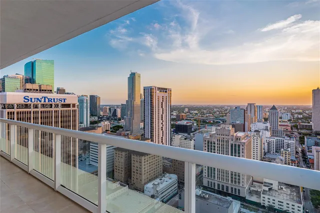 $725,000 | 50 Biscayne Boulevard, Unit 3601, Miami, FL 33132