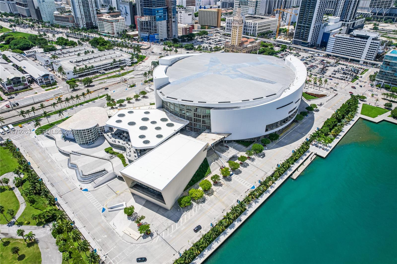 50 Biscayne Boulevard, Unit 3601 Miami, FL 33132 - Photo 81 of 83 an aerial view of a house having outdoor space