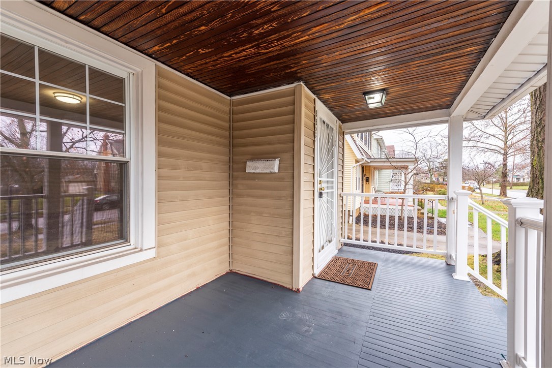 3325 Silsby Road Cleveland, OH 44118 - Photo 3 of 35 Gallery Image 3