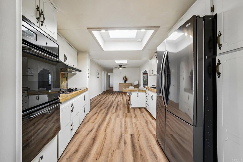 29056 Via Playa Del Rey Murrieta, CA 92563 - Photo 14 of 50