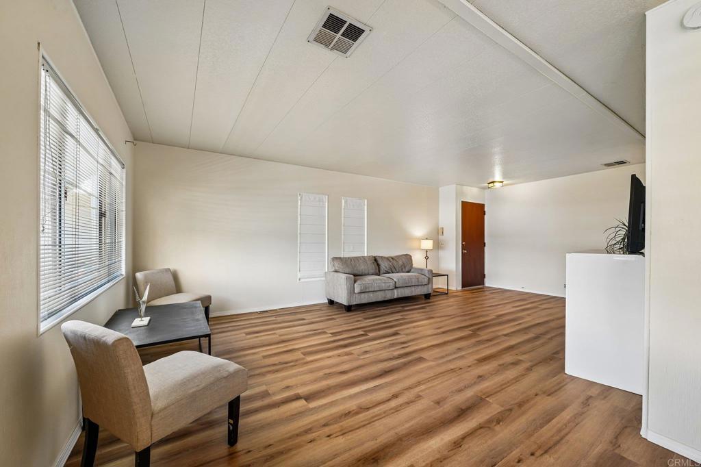 29056 Via Playa Del Rey Murrieta, CA 92563 - Photo 7 of 50