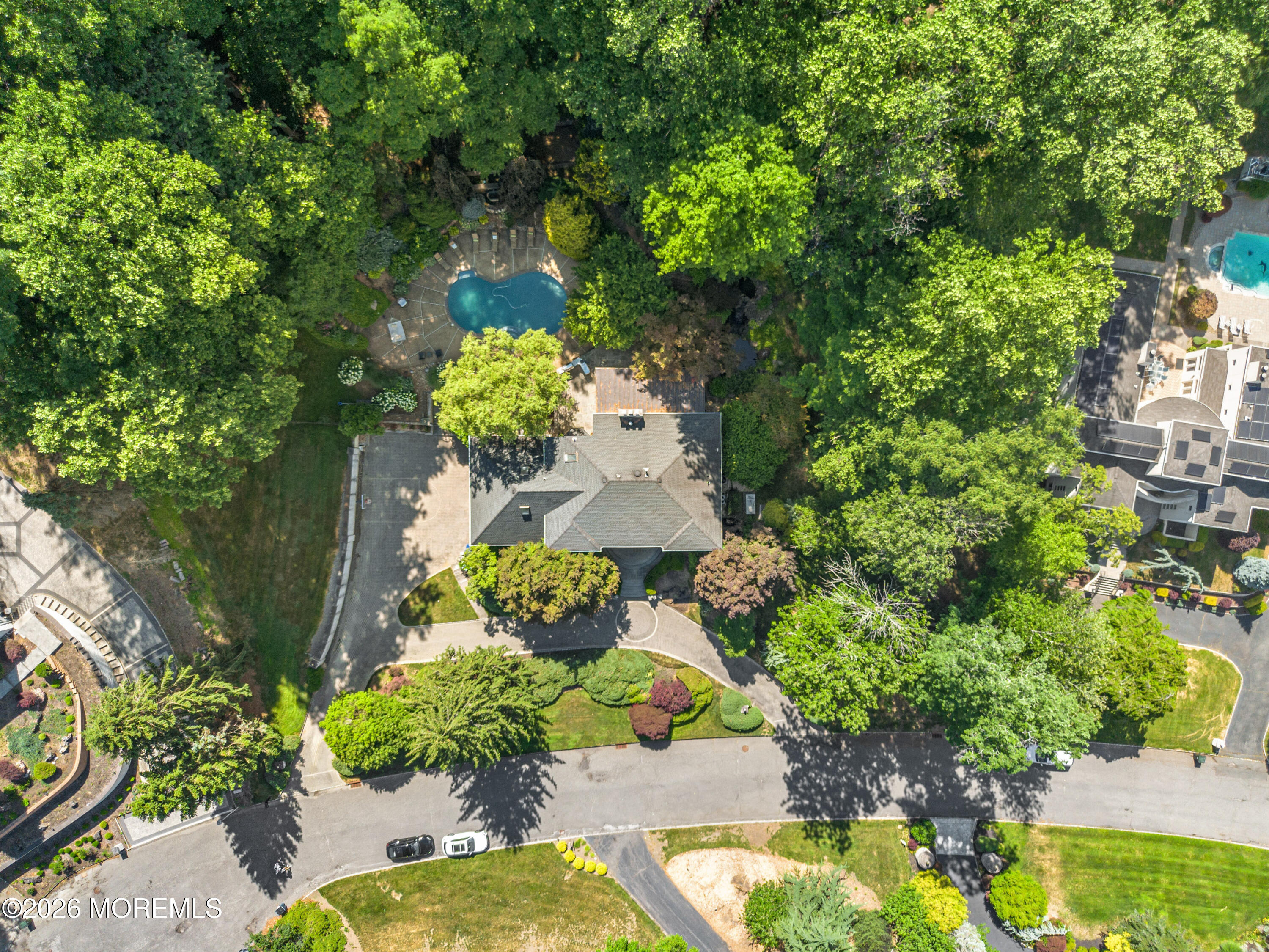 6 Jayhawk Way Holmdel, NJ 07733 - Photo 2 of 72 1 (77 of 83)