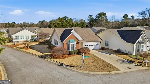 front view of house with a yard