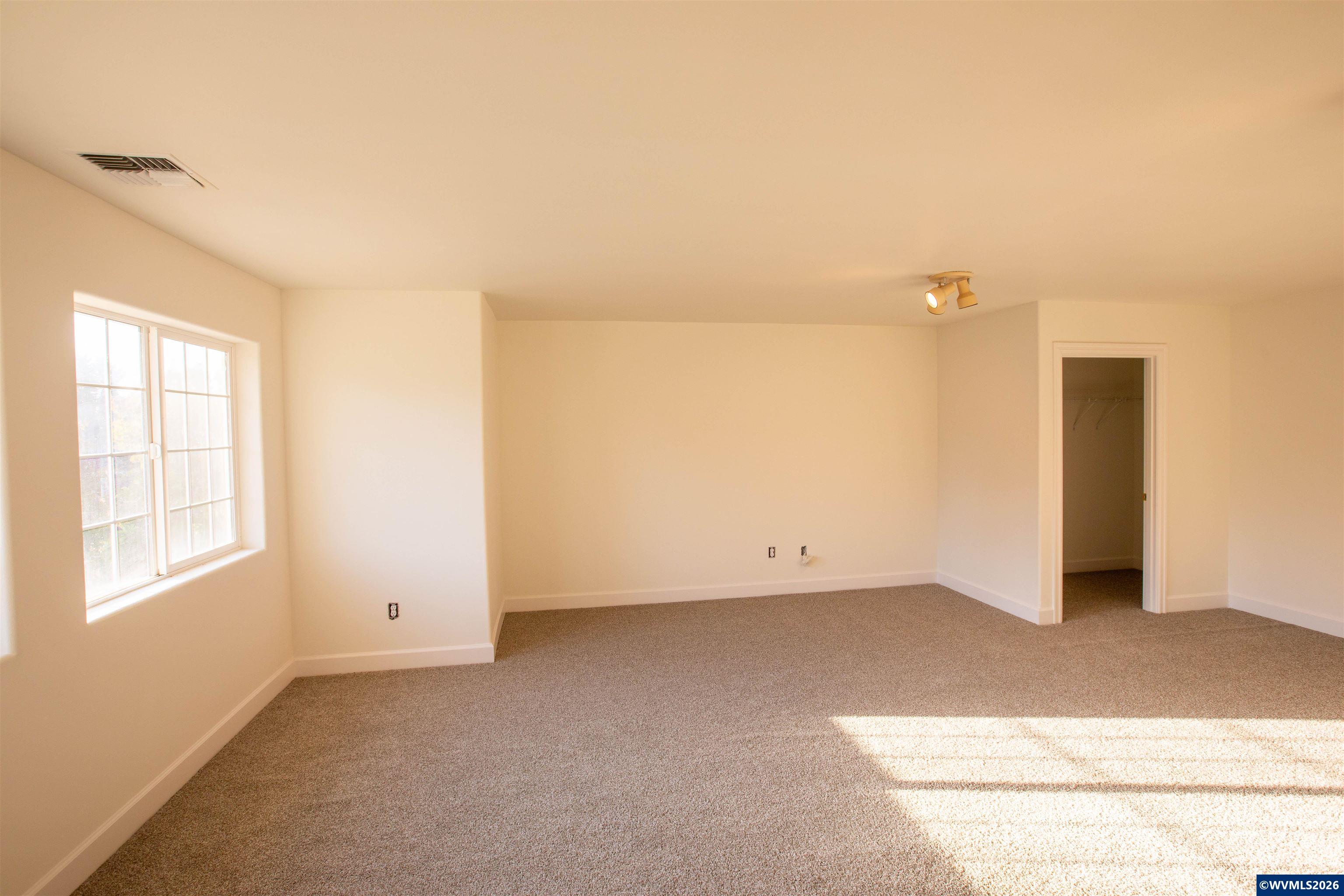 2075 Northwest Violet Avenue Albany, OR 97321 - Photo 22 of 34