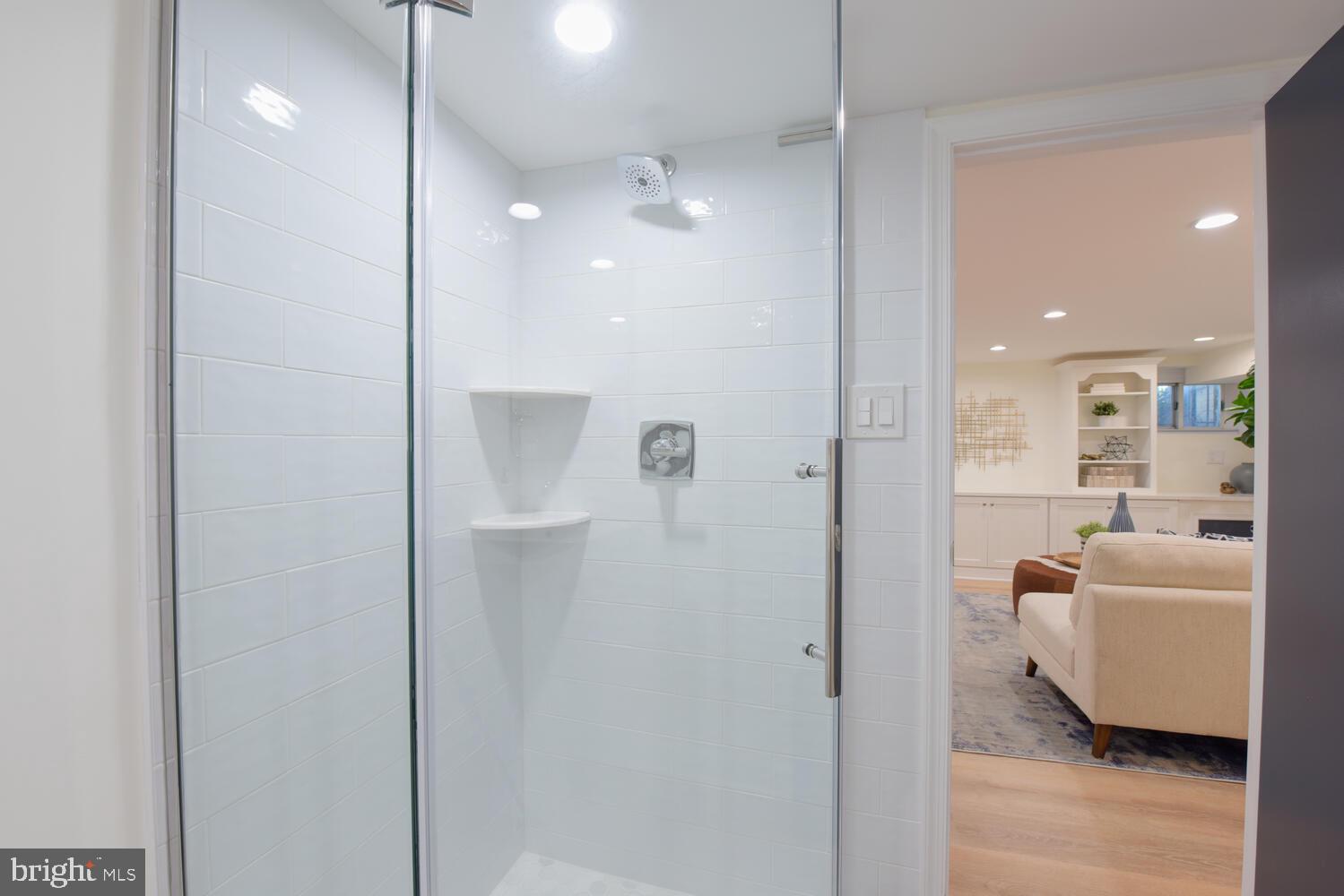 754 Columbia Road Northwest Washington, DC 20001 - Photo 22 of 34 LL Bath w Glass Shower Enclosure