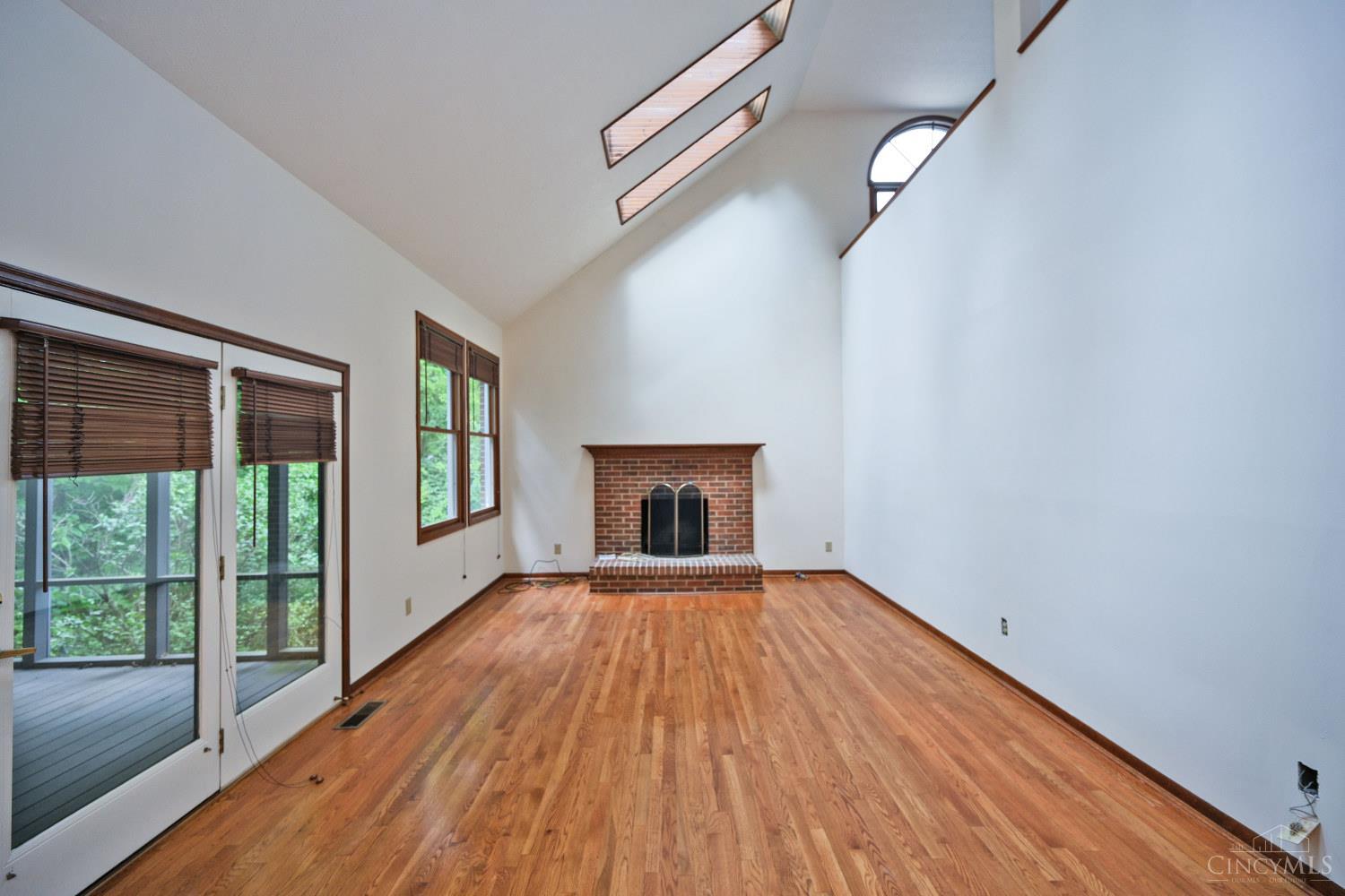 8650 Green Road Cincinnati, OH 45255 - Photo 17 of 57