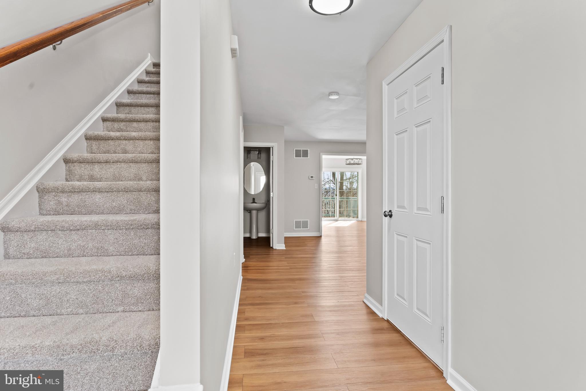 314 Briar Ridge Circle Enola, PA 17025 - Photo 6 of 32 Gallery Image 6