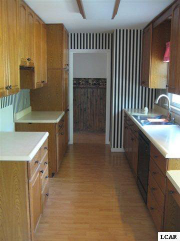 1350 East Oregon Road Adrian, MI 49221 - Photo 9 of 20 20101227-8.JPG