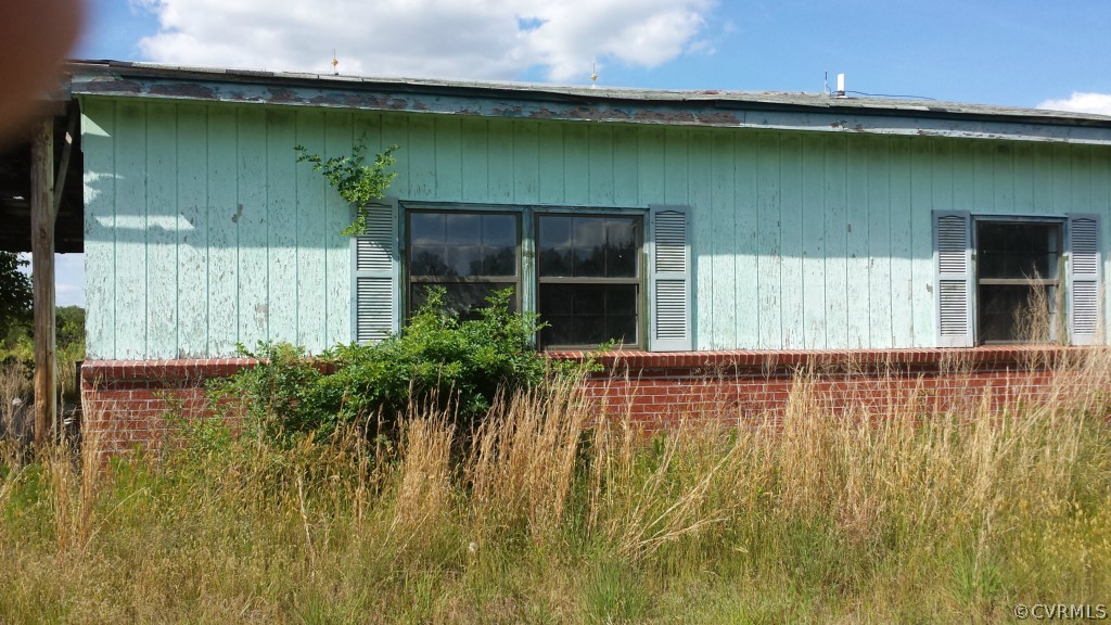 19401 Templeton Road Carson, VA 23830 - Photo 3 of 5