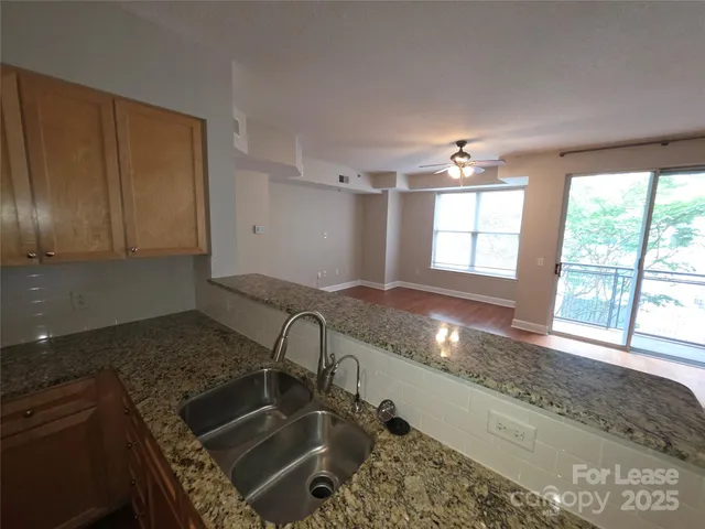 $1,599 | 1315 East Boulevard, Unit 404, Charlotte, NC 28203