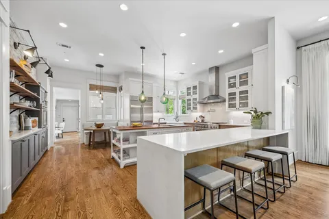 $2,450,000 | 1101 Omar Street, Houston, TX 77009