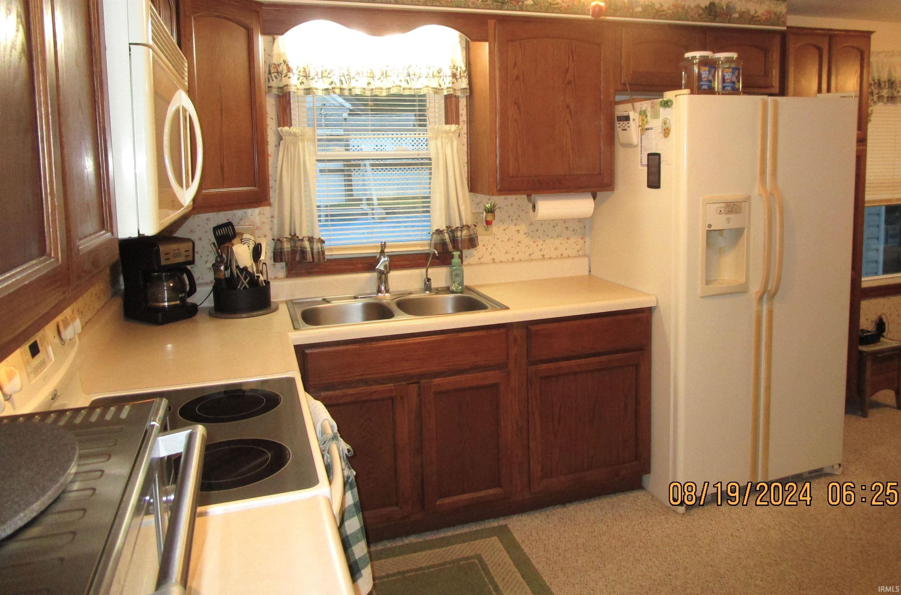 822 Russell Street Decatur, IN 46733 - Photo 8 of 24