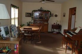 96 East Main Sebewaing, MI 48759 - Photo 3 of 7 187900-2.JPG