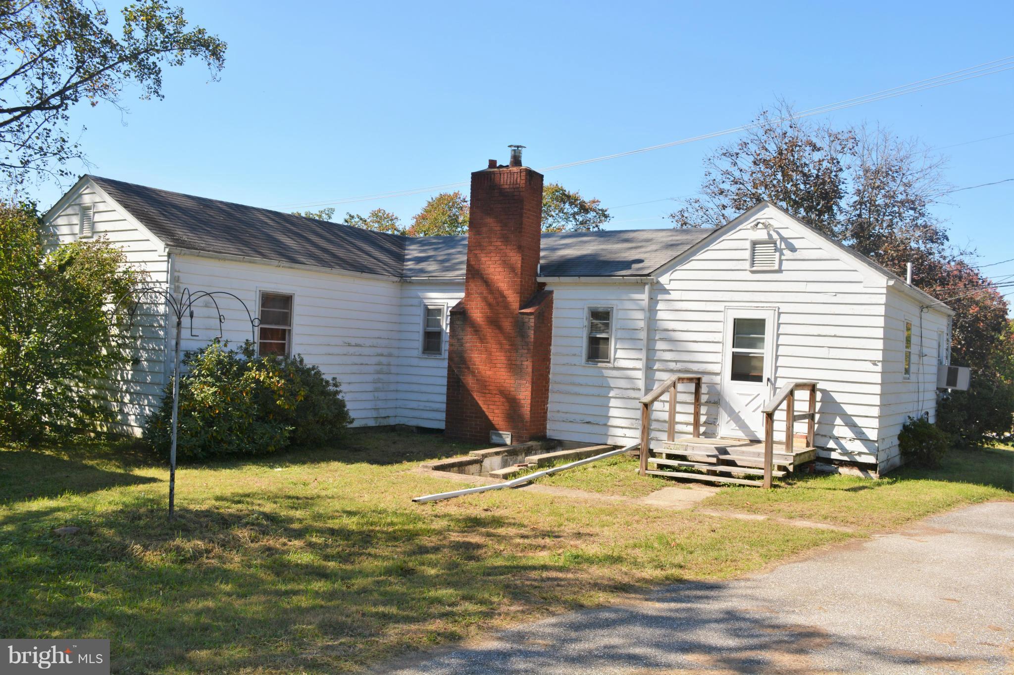 9061 Dumhart Road Laurel, MD 20723 - Photo 2 of 20 Back of House