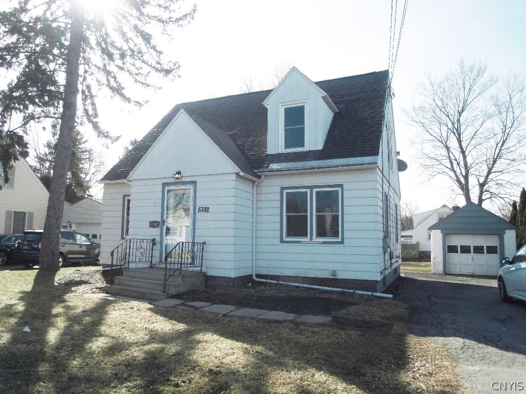 5382 Bear Road Clay, NY 13212 - Photo 1 of 1