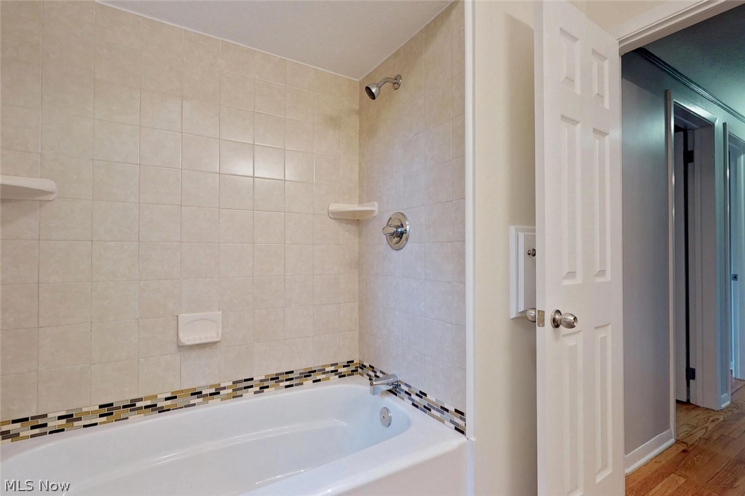 29302 White Road Wickliffe, OH 44092 - Photo 22 of 35 Gallery Image 22
