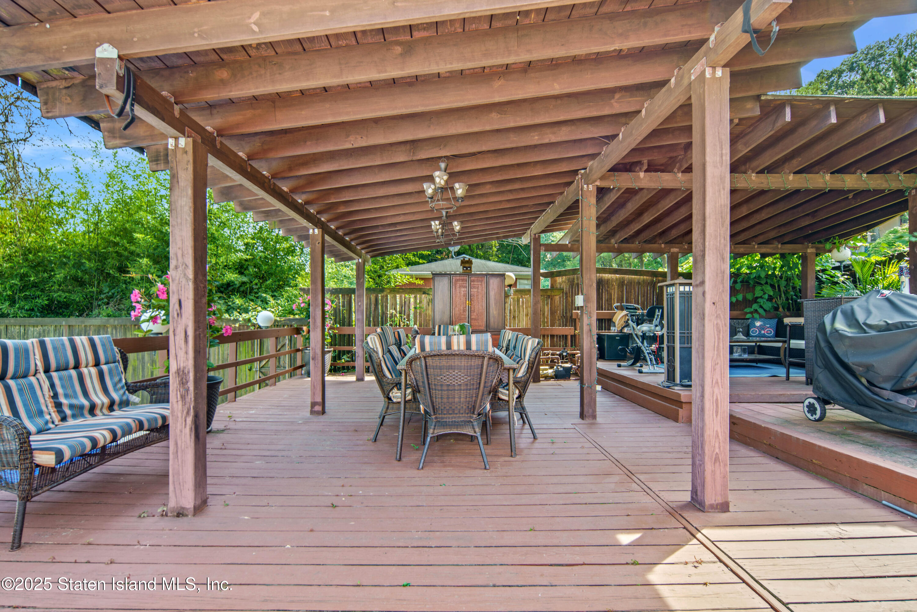 44 Douglas Road Staten Island, NY 10304 - Photo 46 of 67 1-13