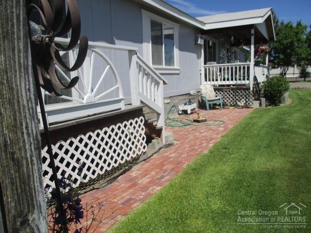 58068 Maple Circle Road Christmas Valley, OR 97641 - Photo 16 of 23 Beautiful Landscaping - pride of ownersh
