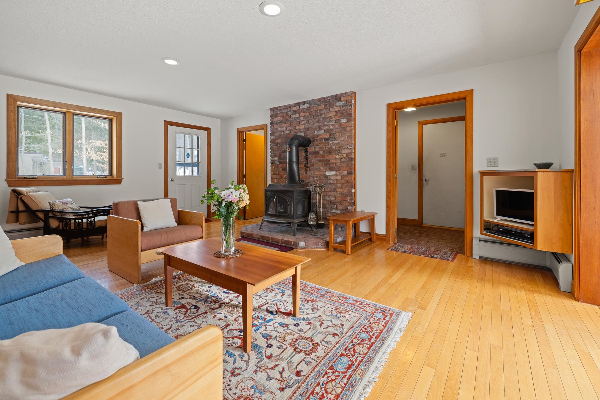 4 Haskins Road Hanover, NH 03755 - Photo 3 of 42