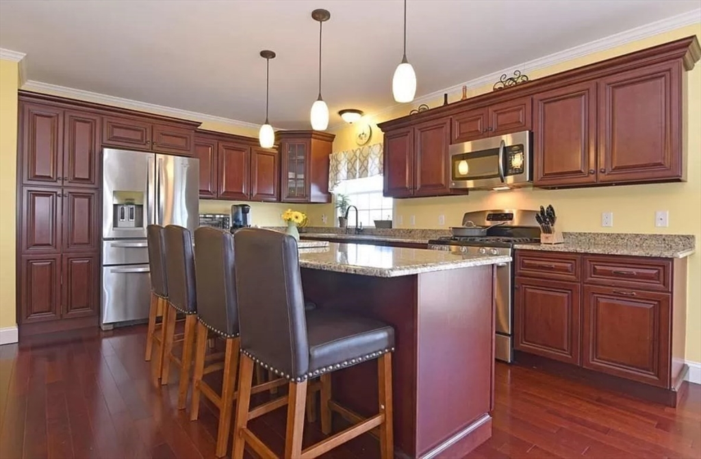 7 Morgans Way Swansea, MA 02777 - Photo 11 of 26 Gallery Image 11